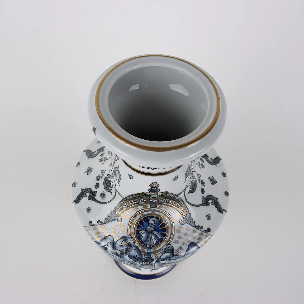 Paris Royal porcelain vase, early 20th century 10