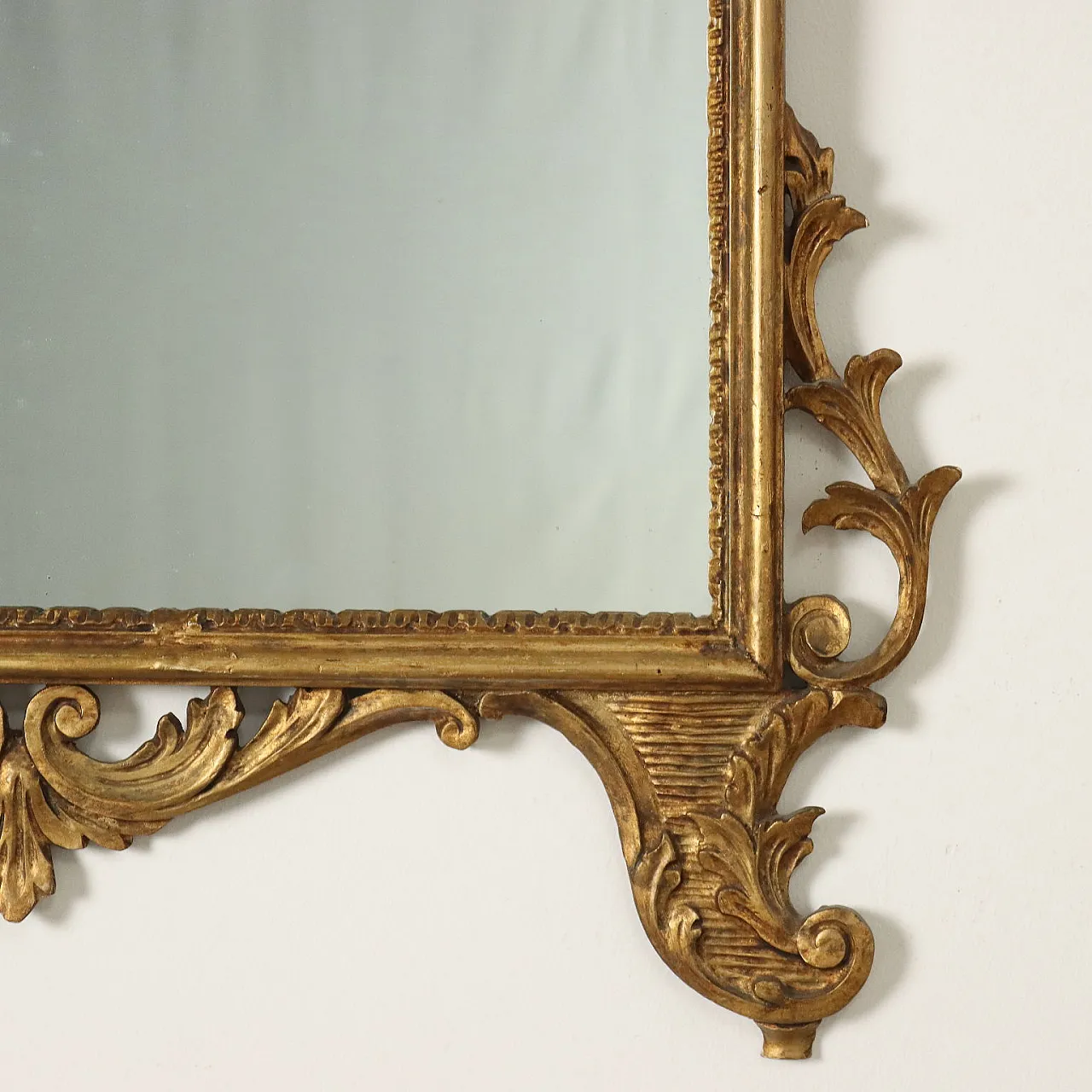 Specchio in stile neoclassico in legno dorato intagliato, '900 8