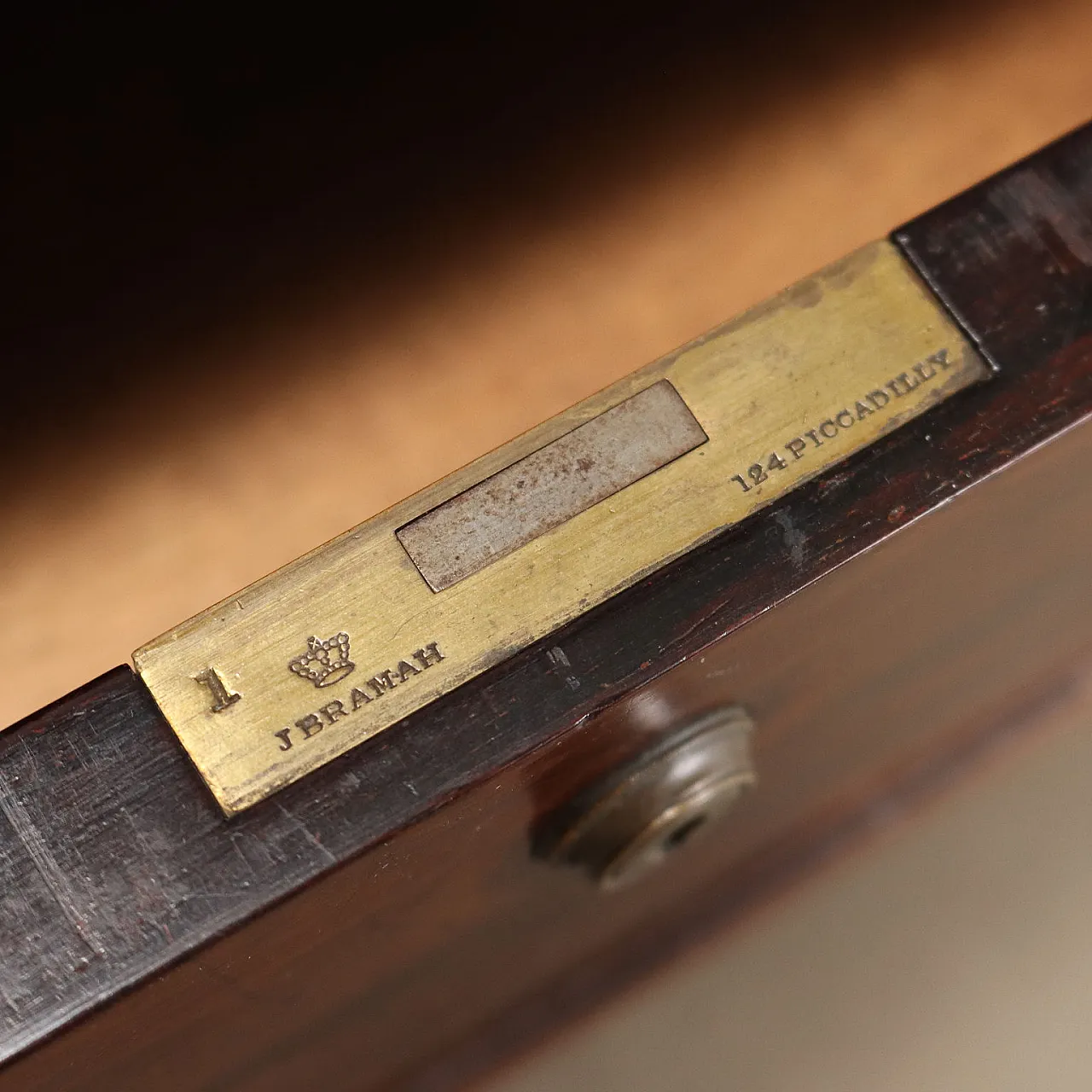 Exotic wood writing desk with drawers, 19th century 5