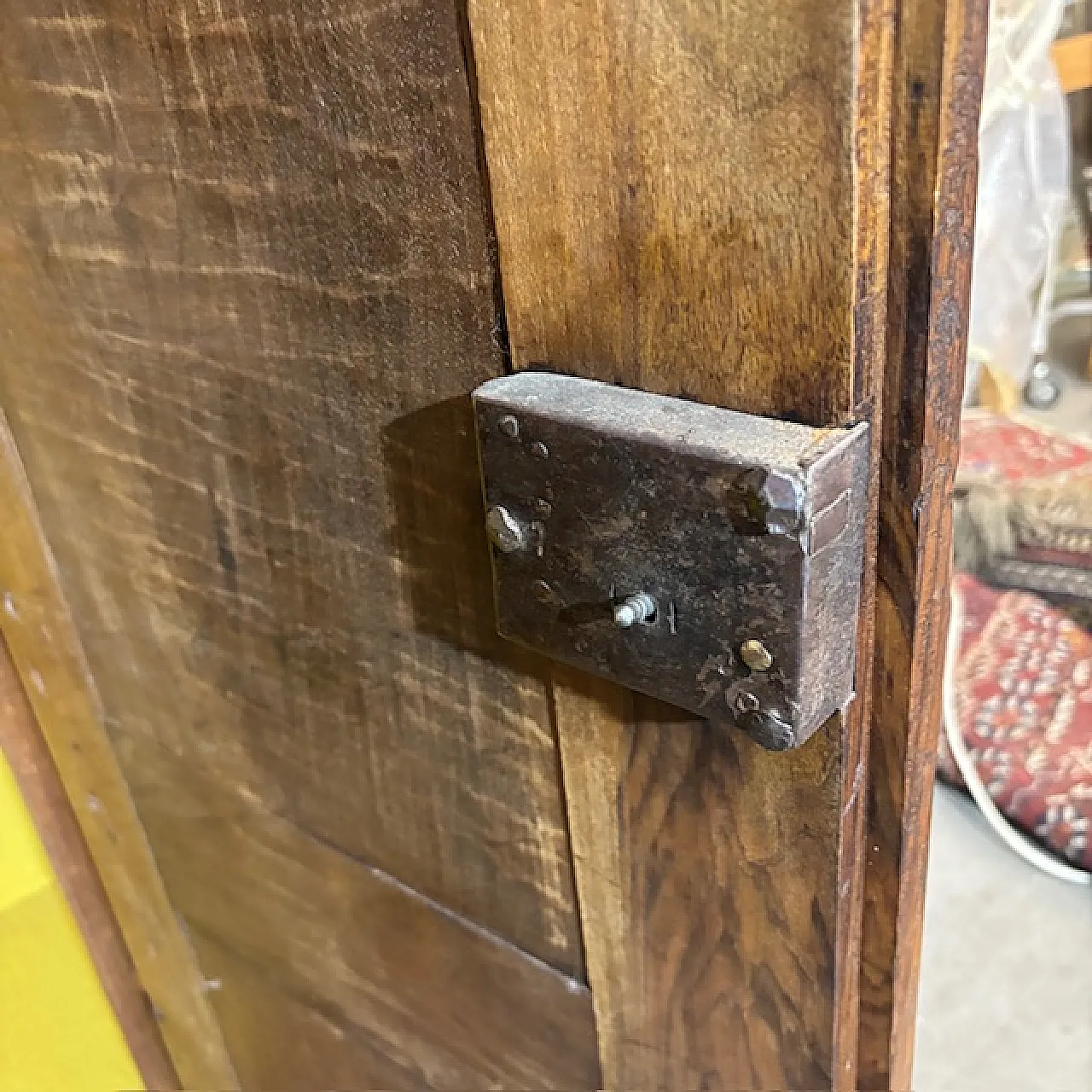 Stipo armadio Piemonte ante bugnate noce, '600 8