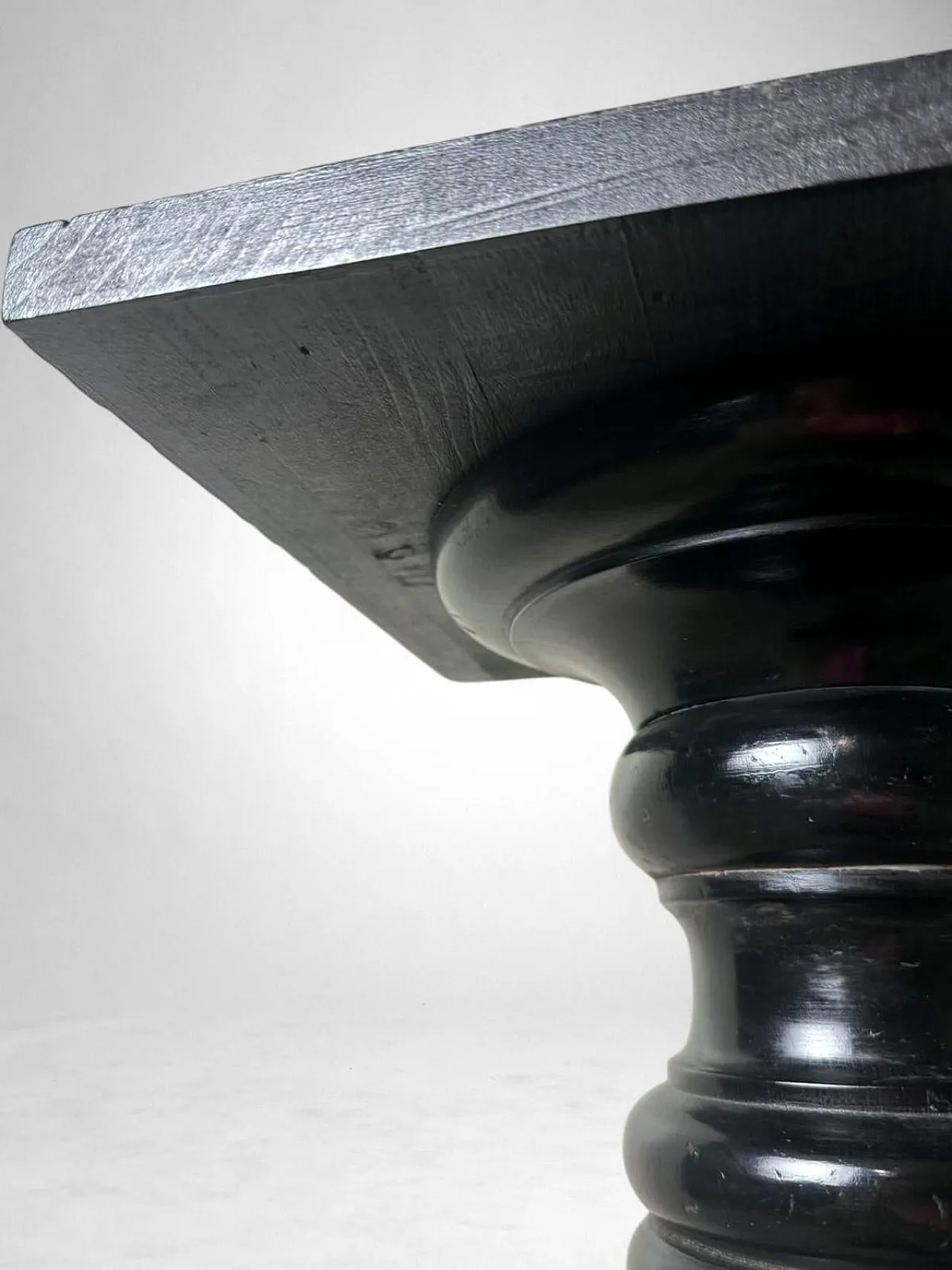 Pedestal in ebonized walnut, 19th century 7