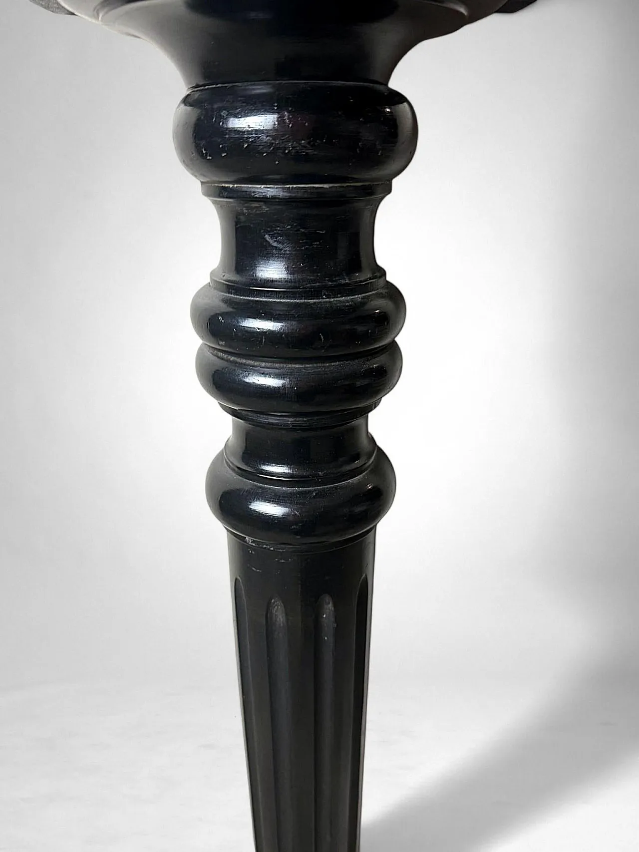 Pedestal in ebonized walnut, 19th century 9