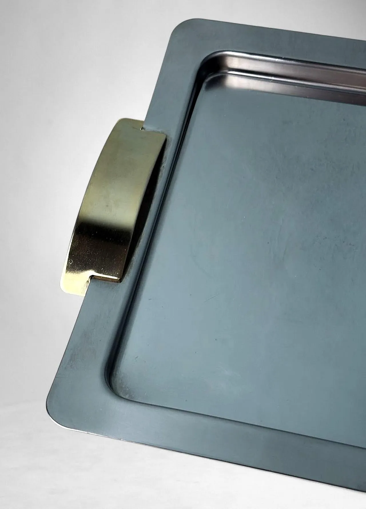 Vassoio in acciaio inox e ottone lucidato di Giugiaro, anni '70 11