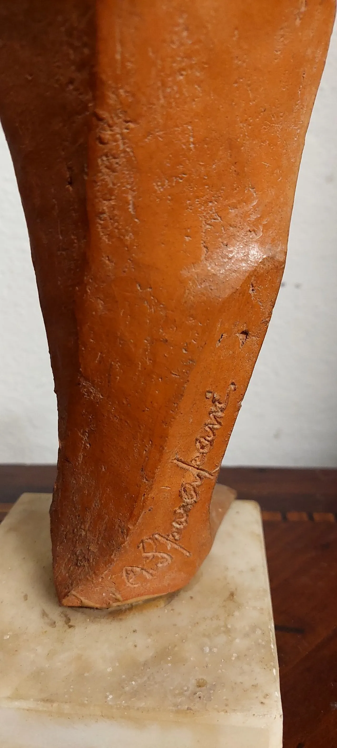 Female terracotta figure by Alberto Sparapani, 20th century 4