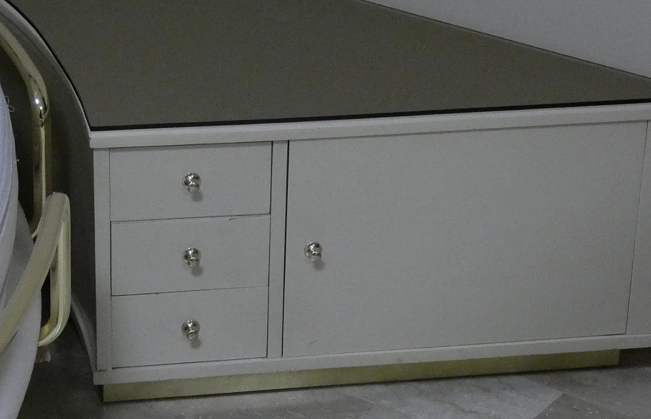 Round six-piece swivel bed with corner frame, 1970s 15