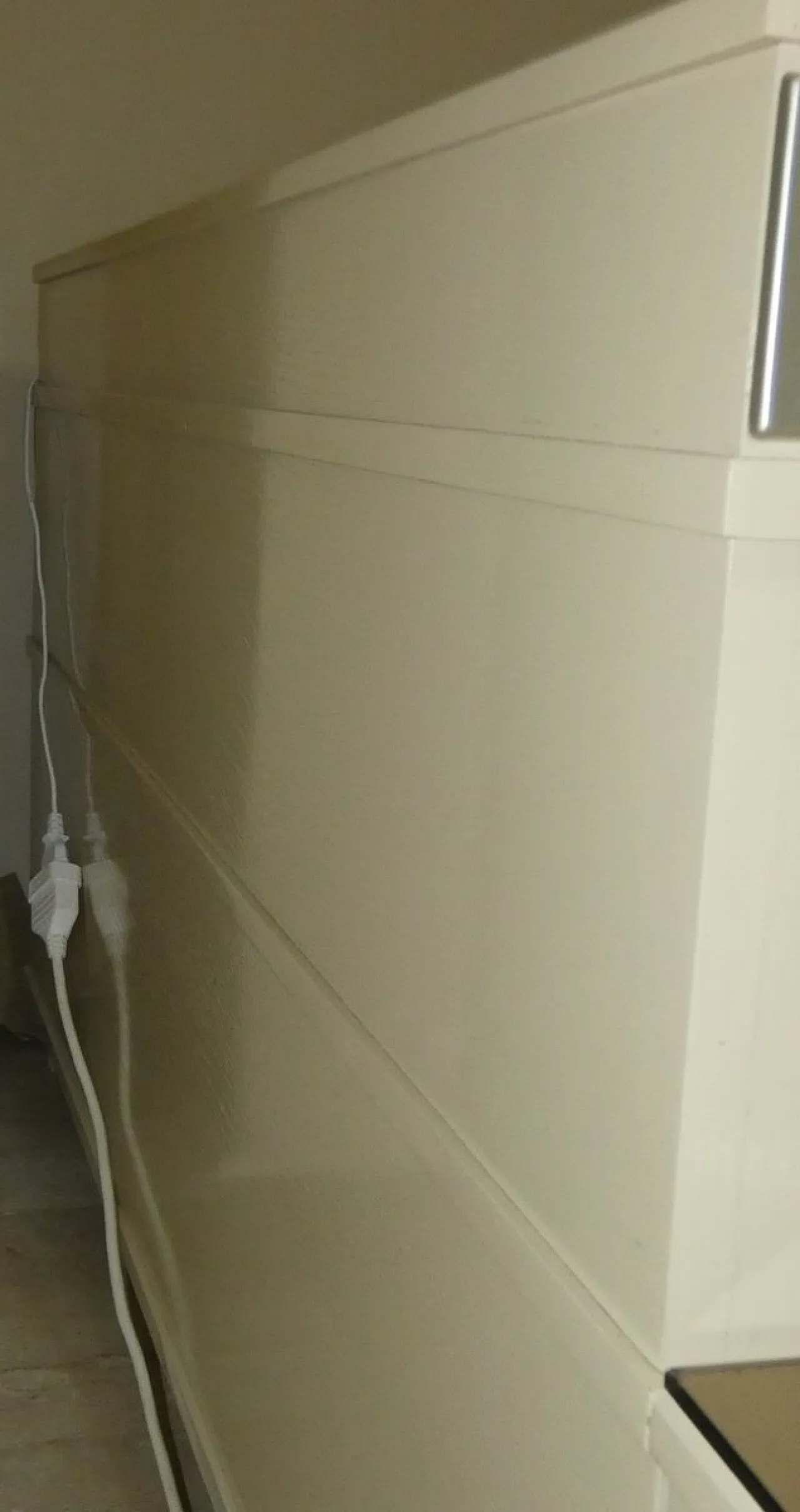 Round six-piece swivel bed with corner frame, 1970s 18