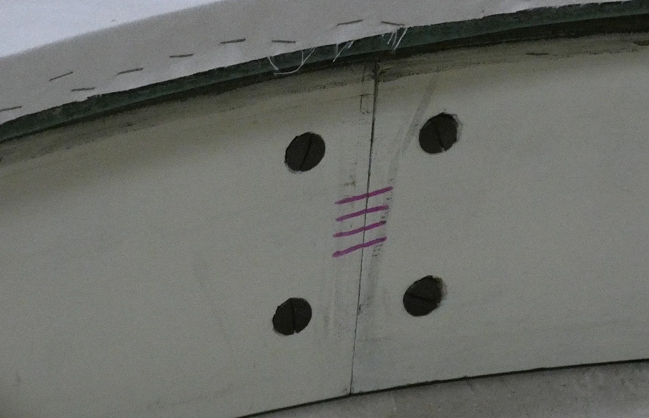 Round Six-Piece Swivel Bed with Corner Frame, 1970s 35