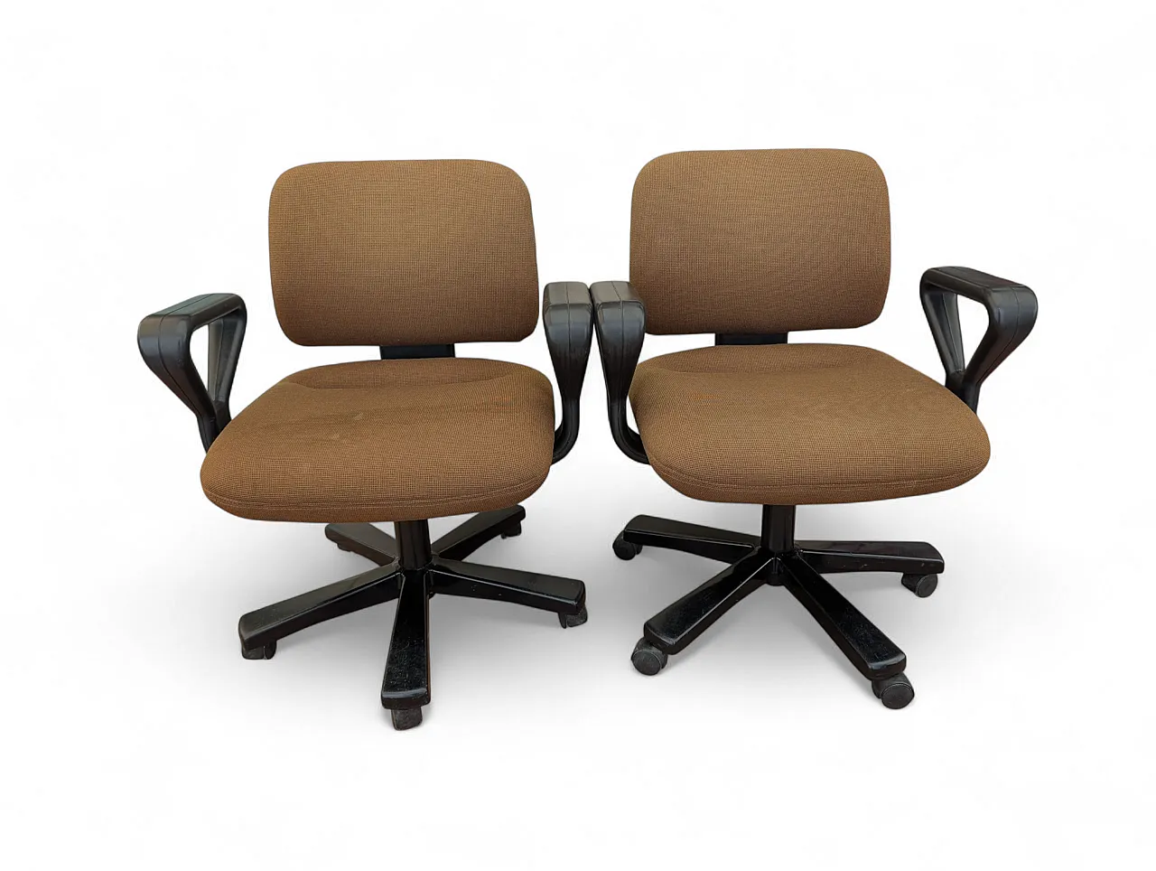 Pair of armchairs from the 80s office 1