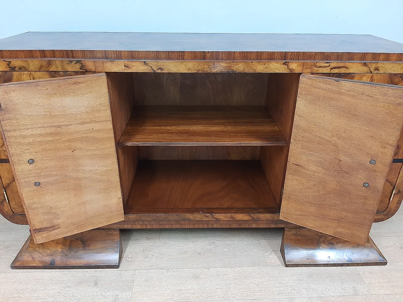 Art deco sideboard in walnut and rosewood, 1930 3
