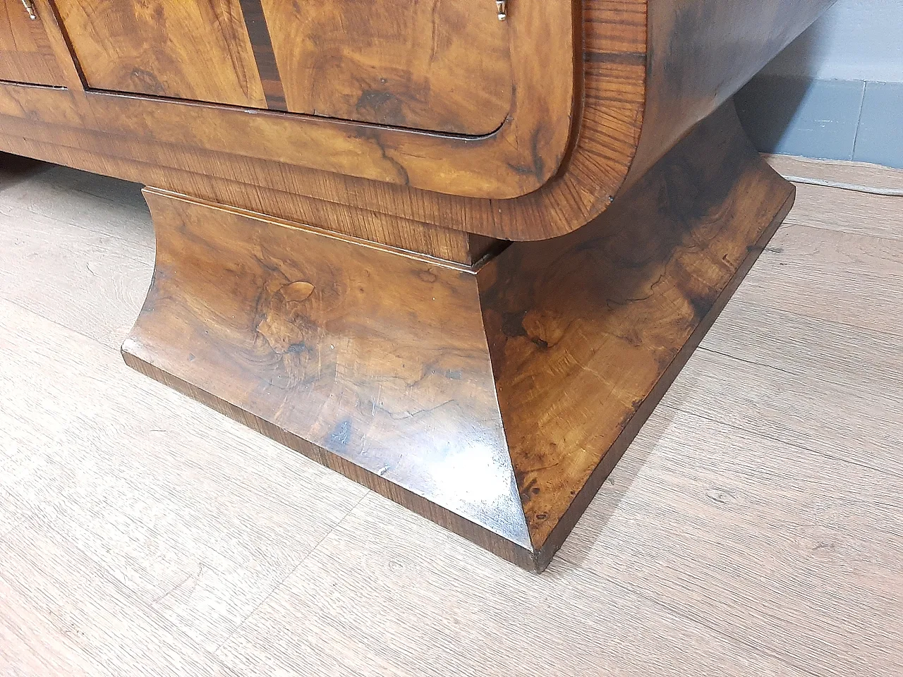 Art deco sideboard in walnut and rosewood, 1930 6