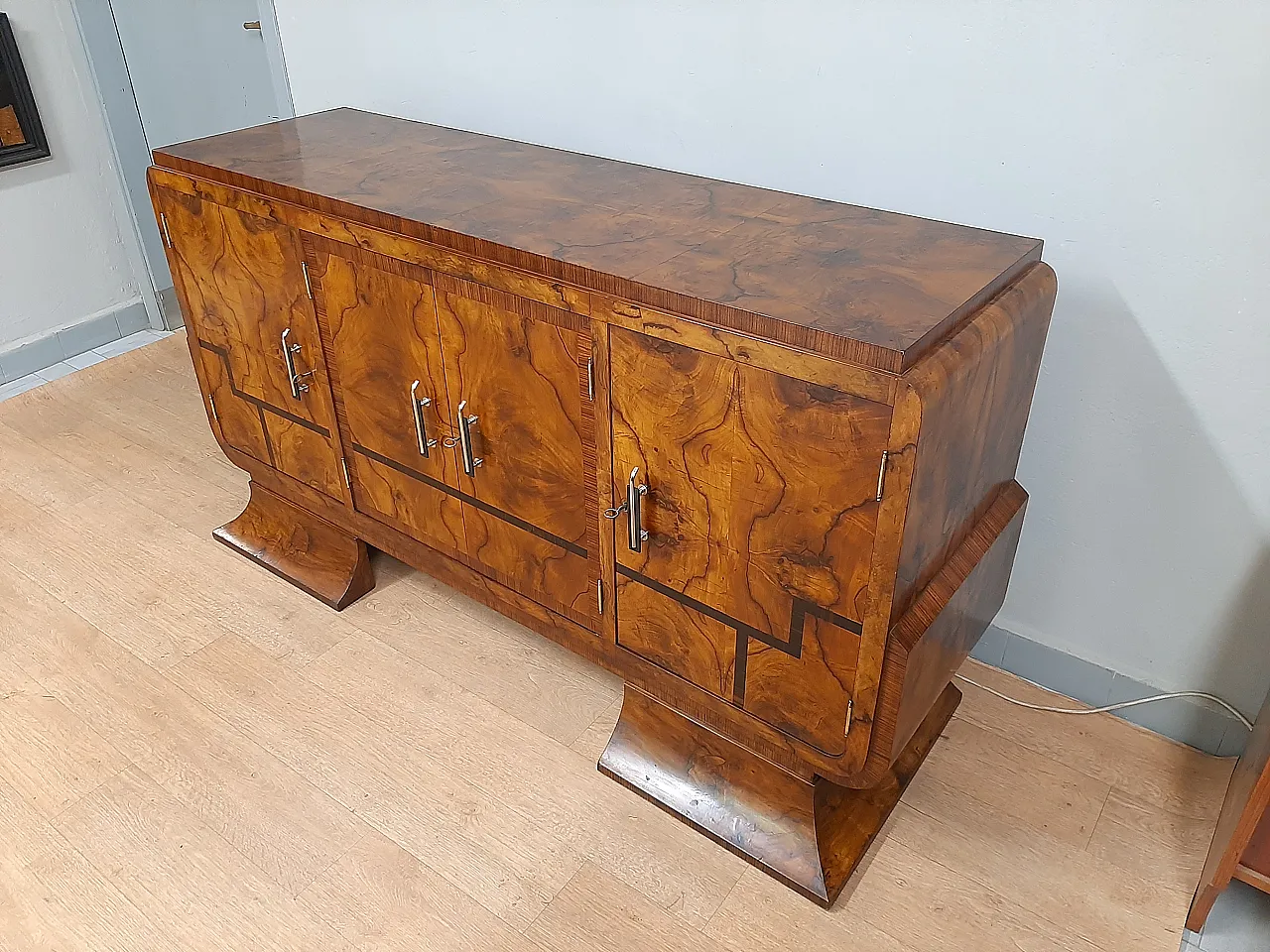 Art deco sideboard in walnut and rosewood, 1930 10
