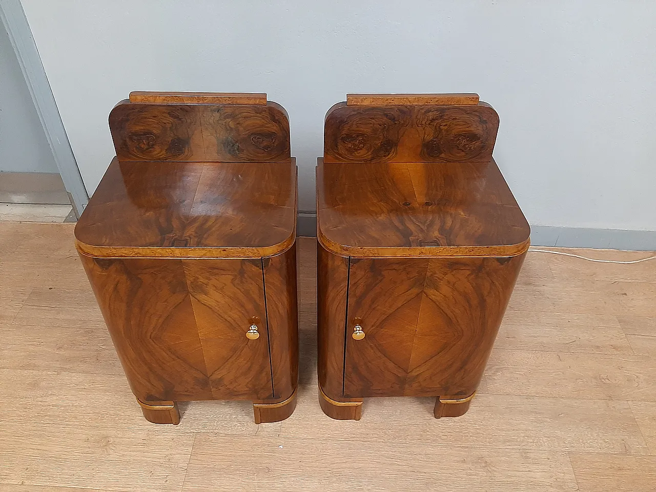 Pair of Art Deco beds in blonde and root, 1930-40 2