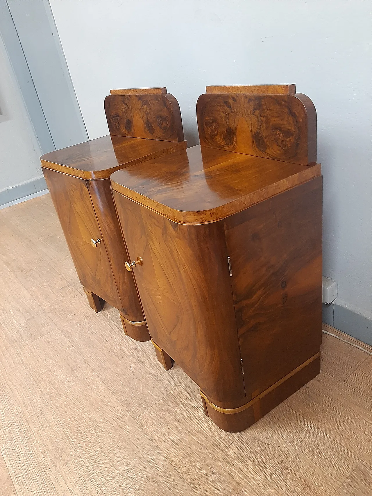 Pair of Art Deco beds in blonde and root, 1930-40 8