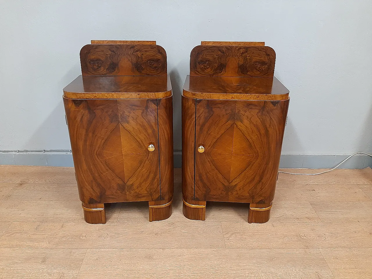 Pair of Art Deco beds in blonde and root, 1930-40 9