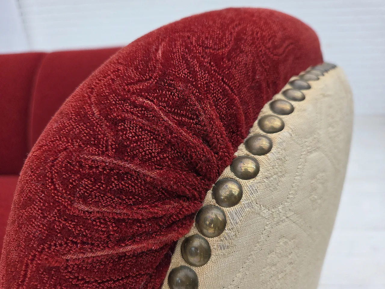 Danish curved 2-seater sofa, red/beige wool fabric, 1960s 4