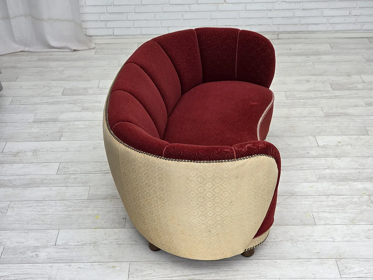 Danish curved 2-seater sofa, red/beige wool fabric, 1960s 9