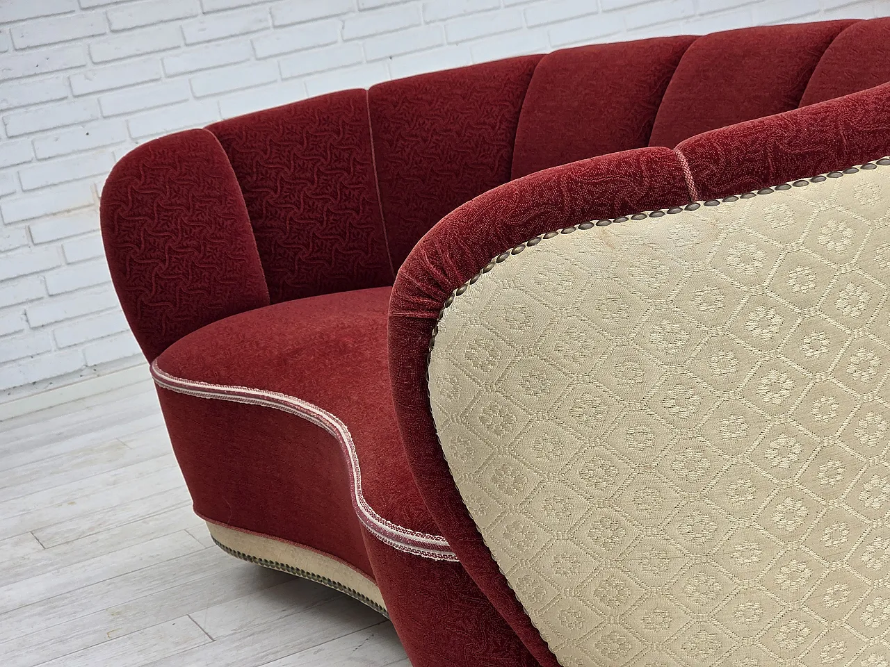 Danish curved 2-seater sofa, red/beige wool fabric, 1960s 18