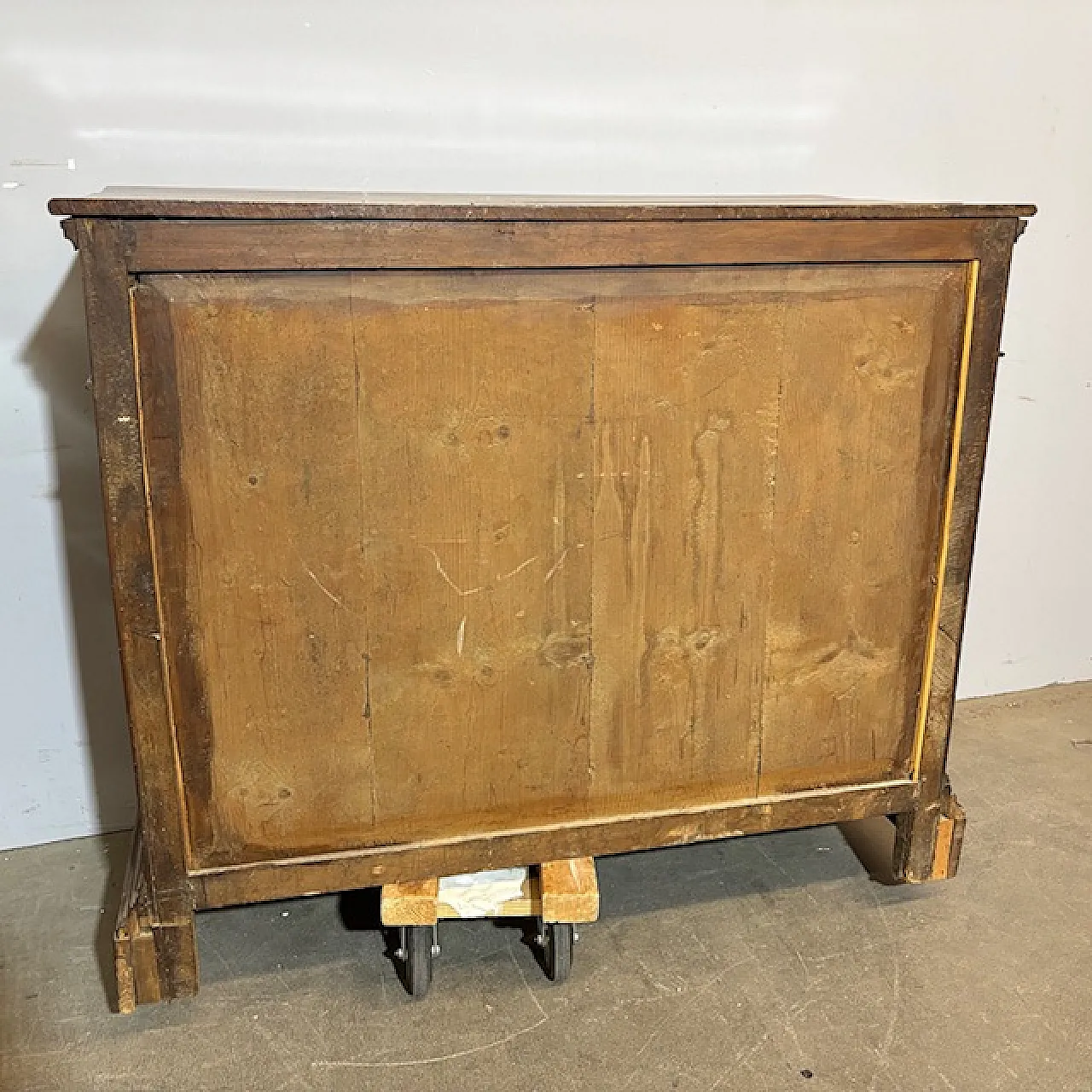 Chest of drawers Carlo X solid walnut, with inlaid star, 1830 2