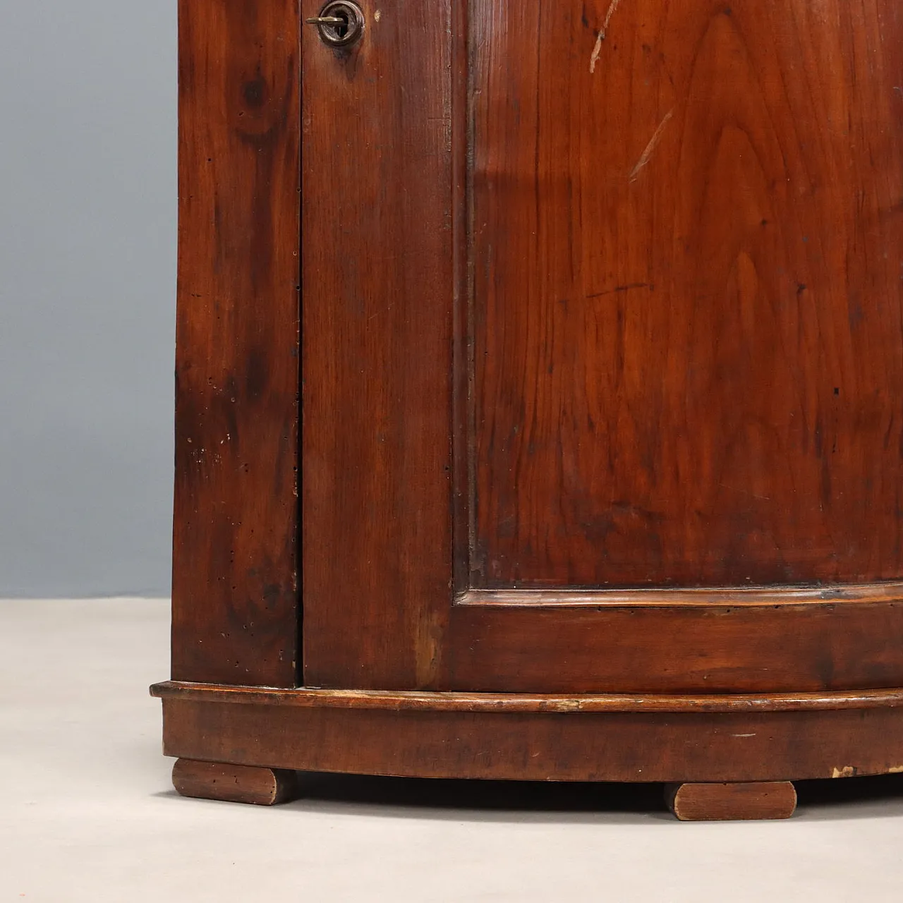 Corner cupboard with drawer and door, late 19th century 8