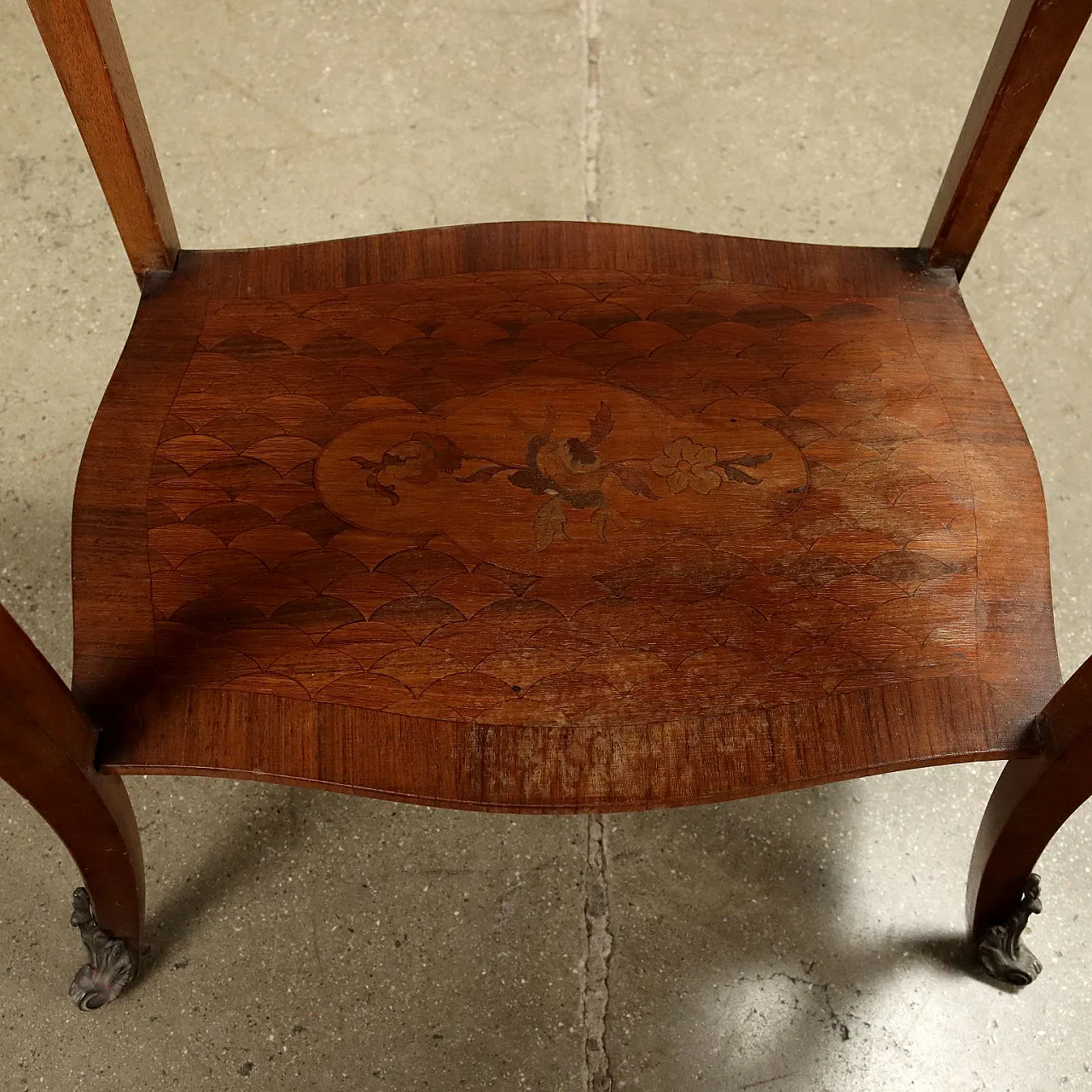 Pair of wood bedside tables with inlays and bronze details 8