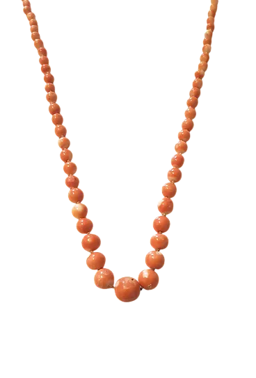 Collana di corallo anni '30 con chiusura in argento