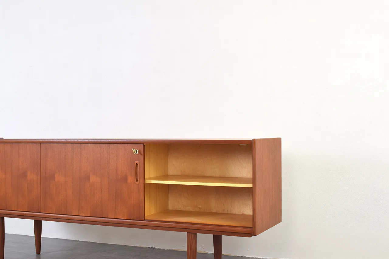Sideboard in teak danese, anni '60 15