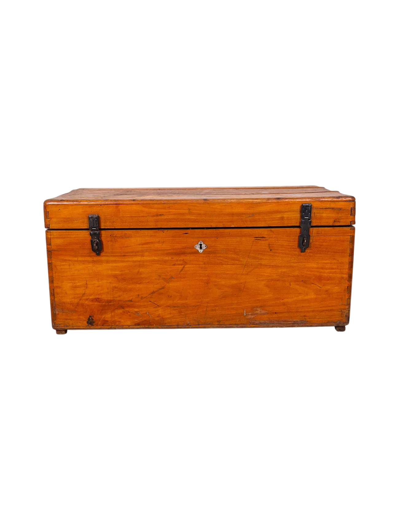 Baule in legno lucido con chiusure in ferro, anni ’50 10