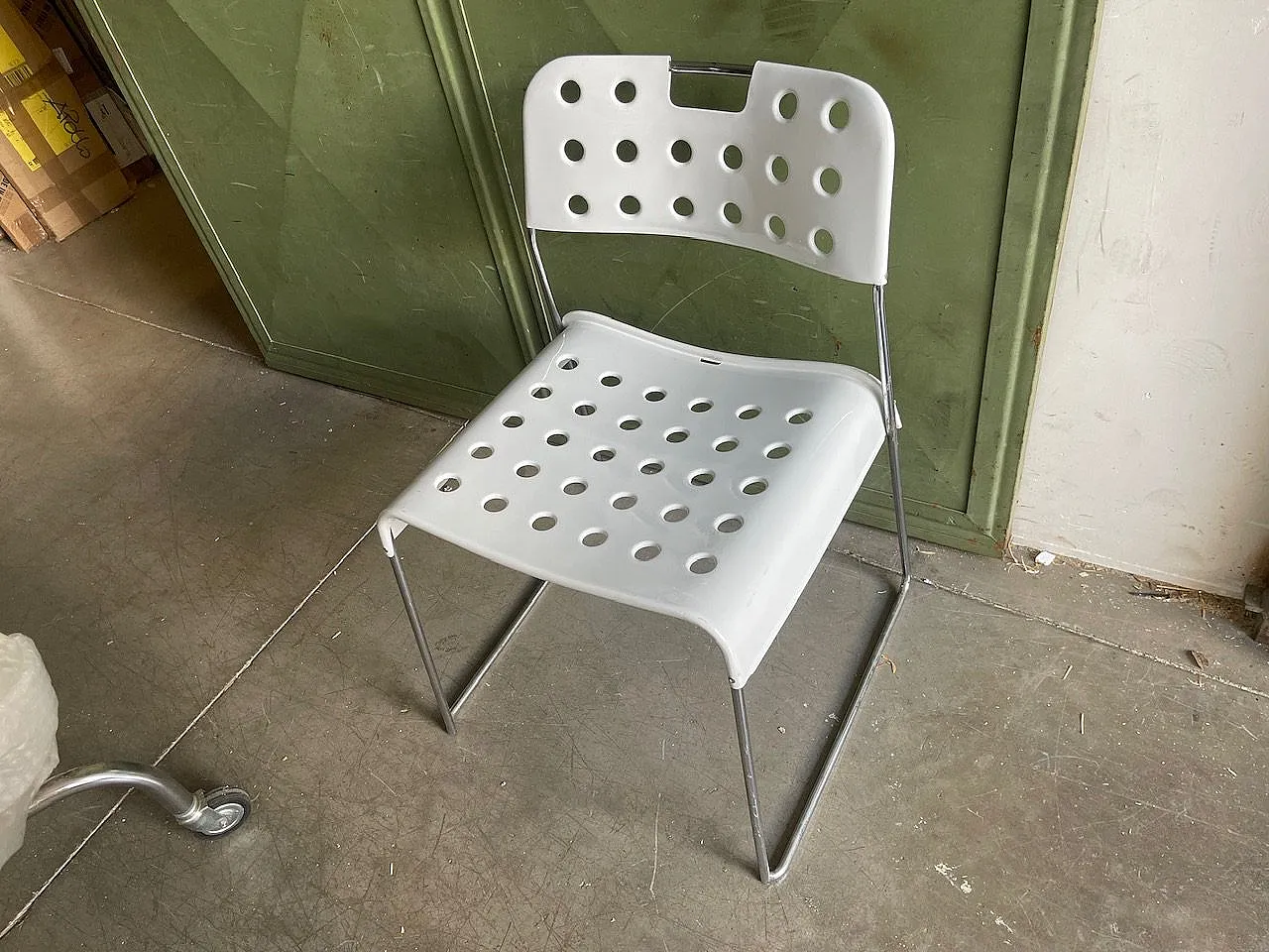 White Metal Omkstak Chairs from Bieffeplast, 1970s, Set of 5 5