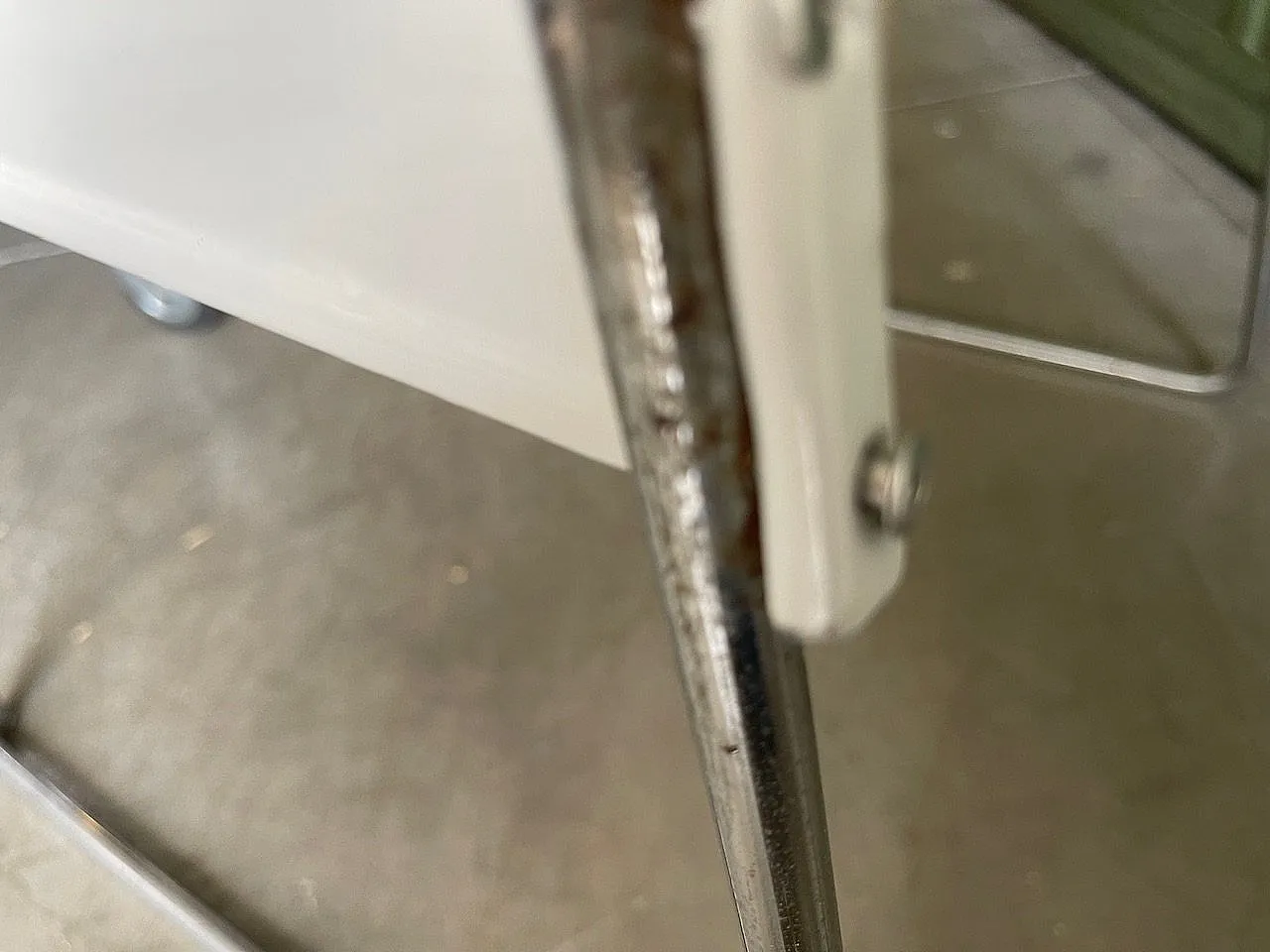 White Metal Omkstak Chairs from Bieffeplast, 1970s, Set of 5 9