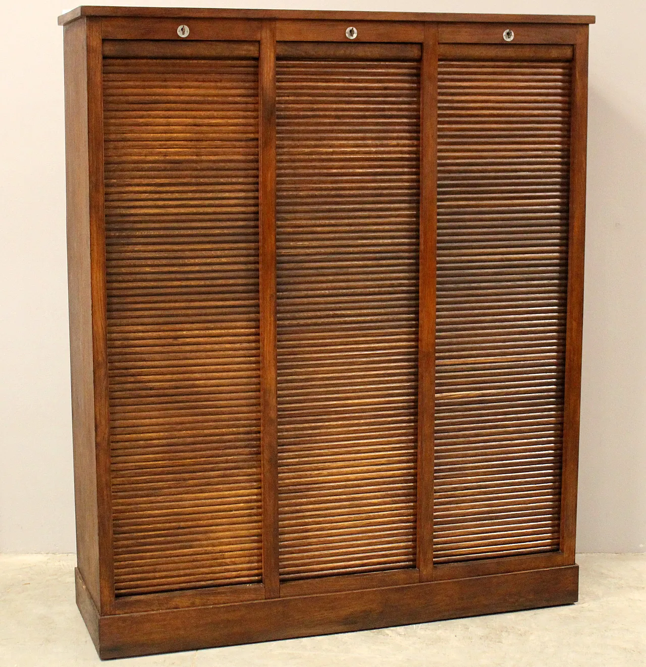 Filing cabinet with oak archive filing shutter, early 1900s 1