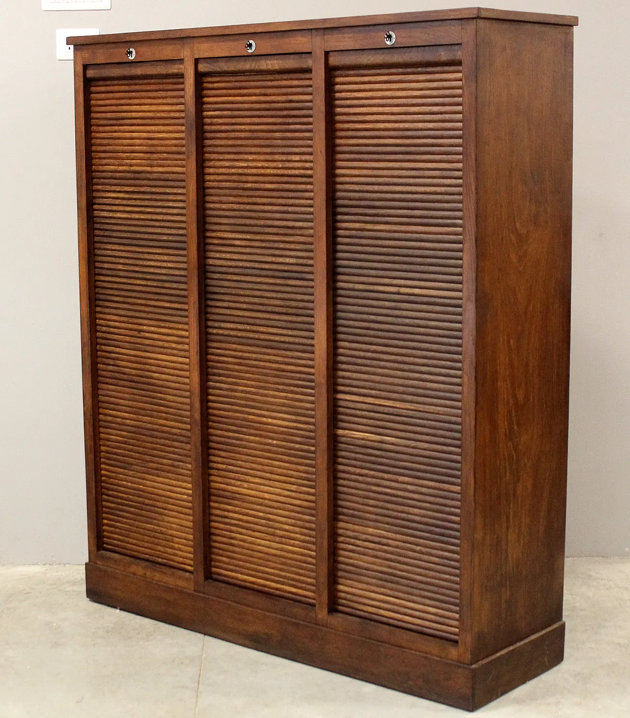 Filing cabinet with oak archive filing shutter, early 1900s 2