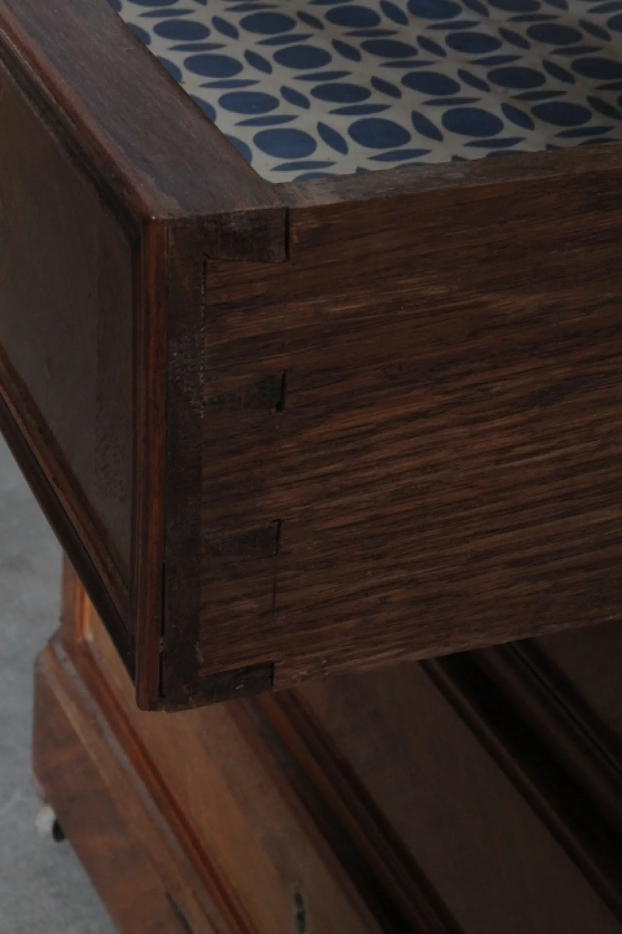 Cassettiera Toilette Francia quattro cassetti in noce,  fine '800 10