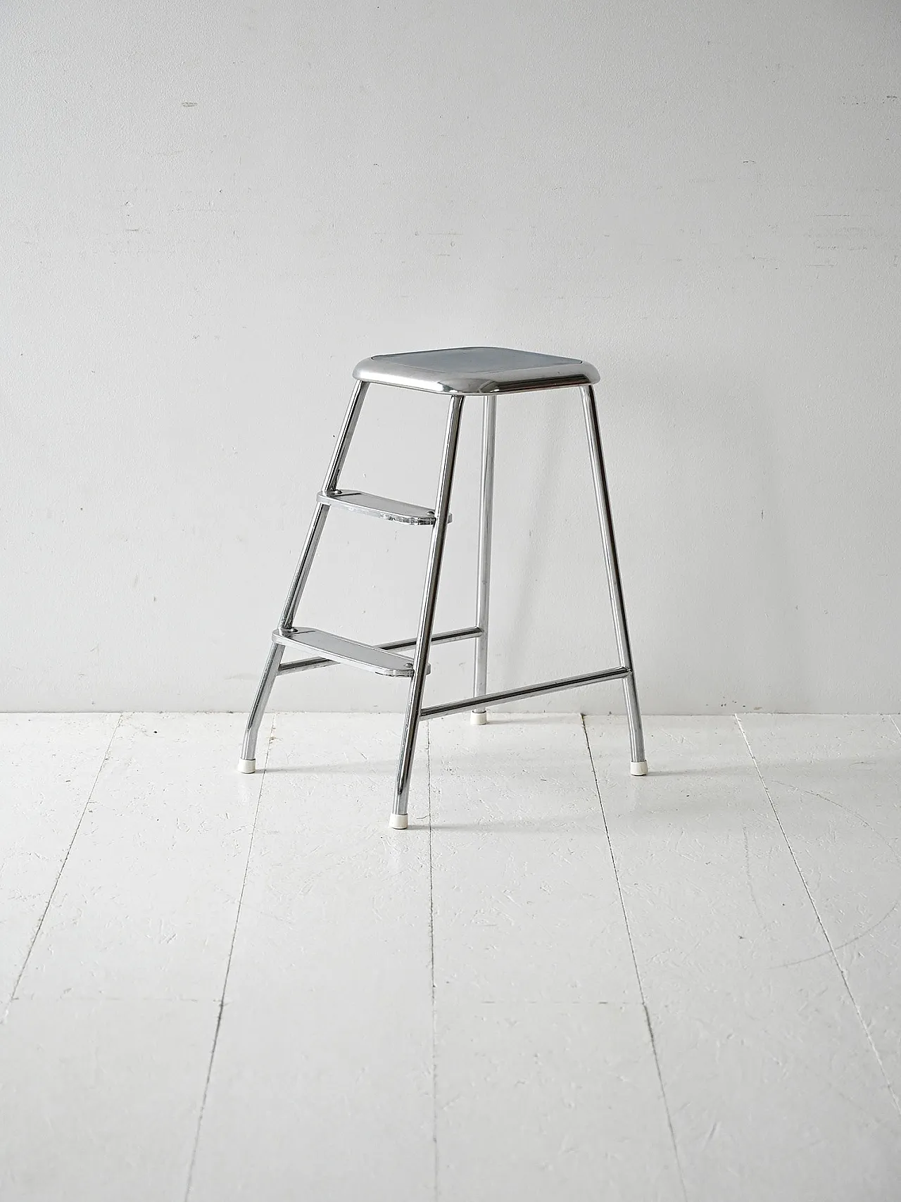 Scandinavian stepladder in steel and Formica, 60s 1