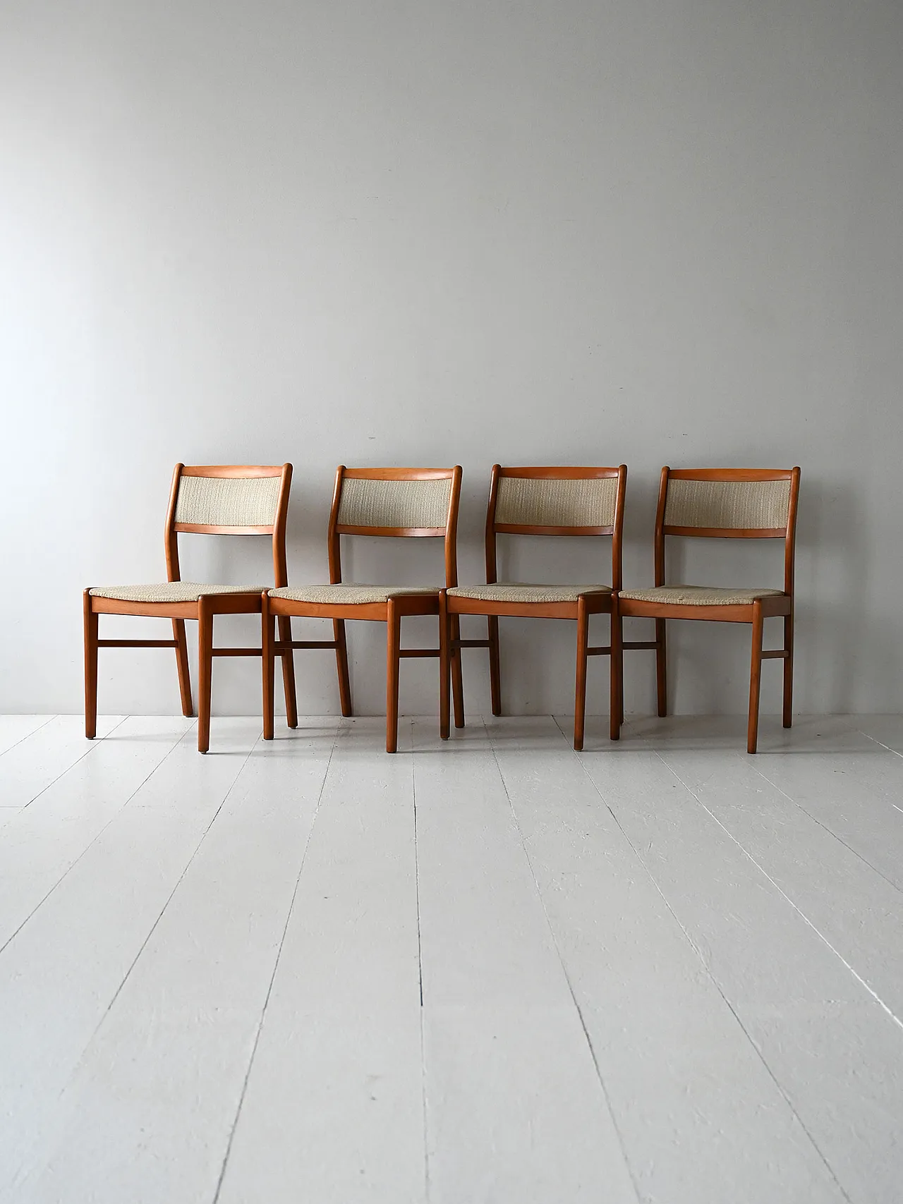 Set of 4 60s Scandinavian chairs in teak with beige upholstery 1