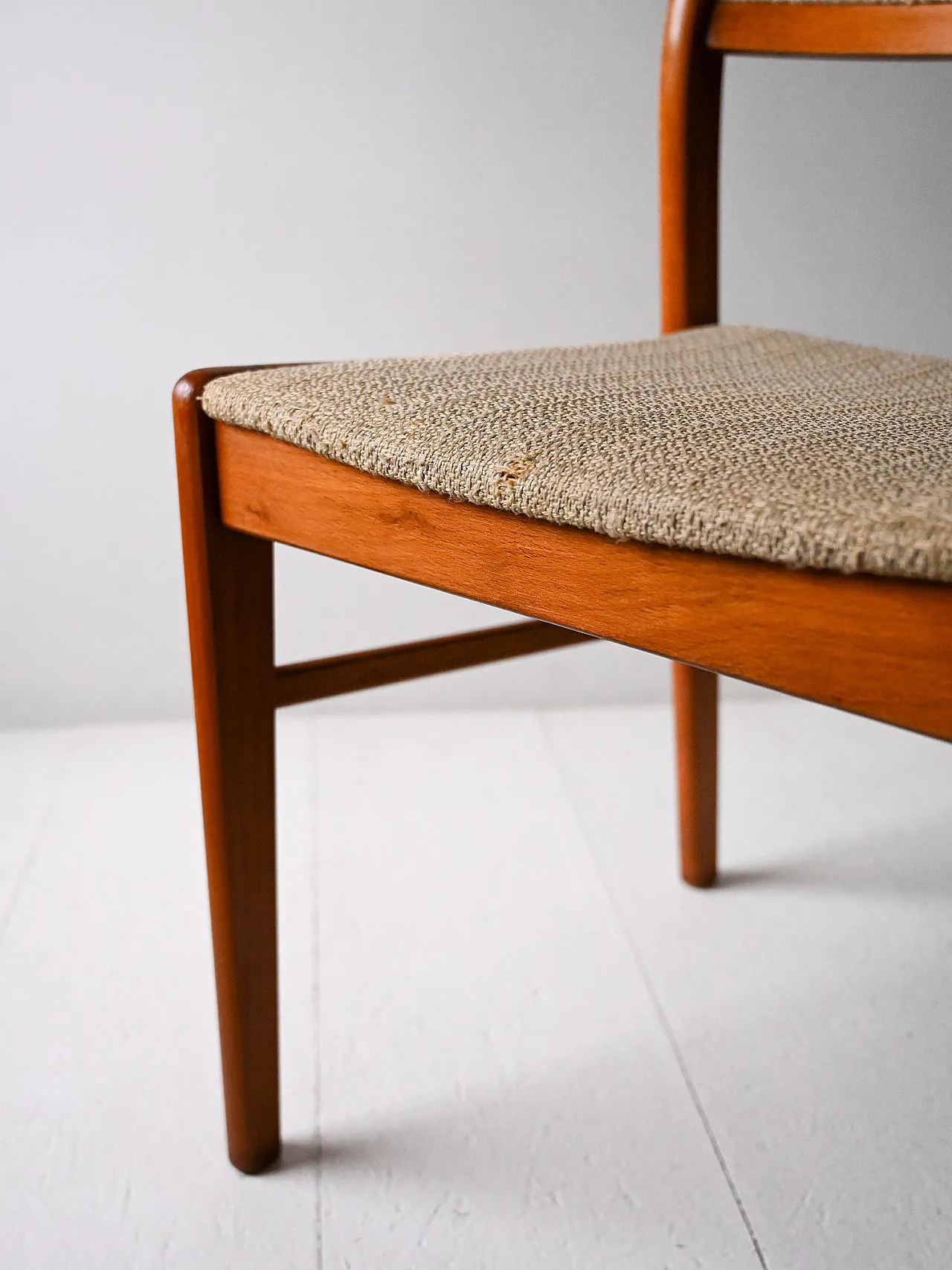 Set of 4 60s Scandinavian chairs in teak with beige upholstery 6