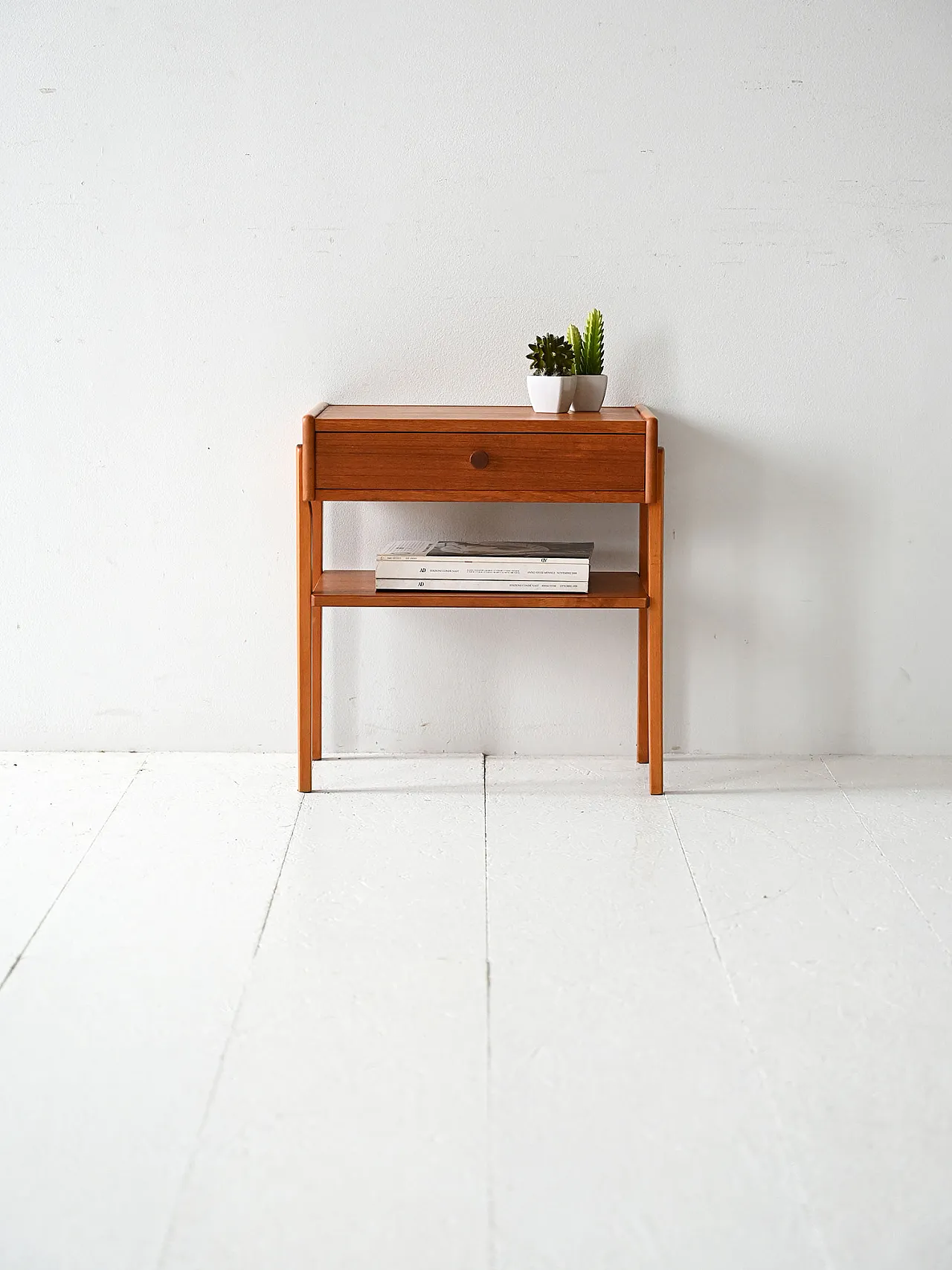 Scandinavian teak bedside table from the 50s/60s 1