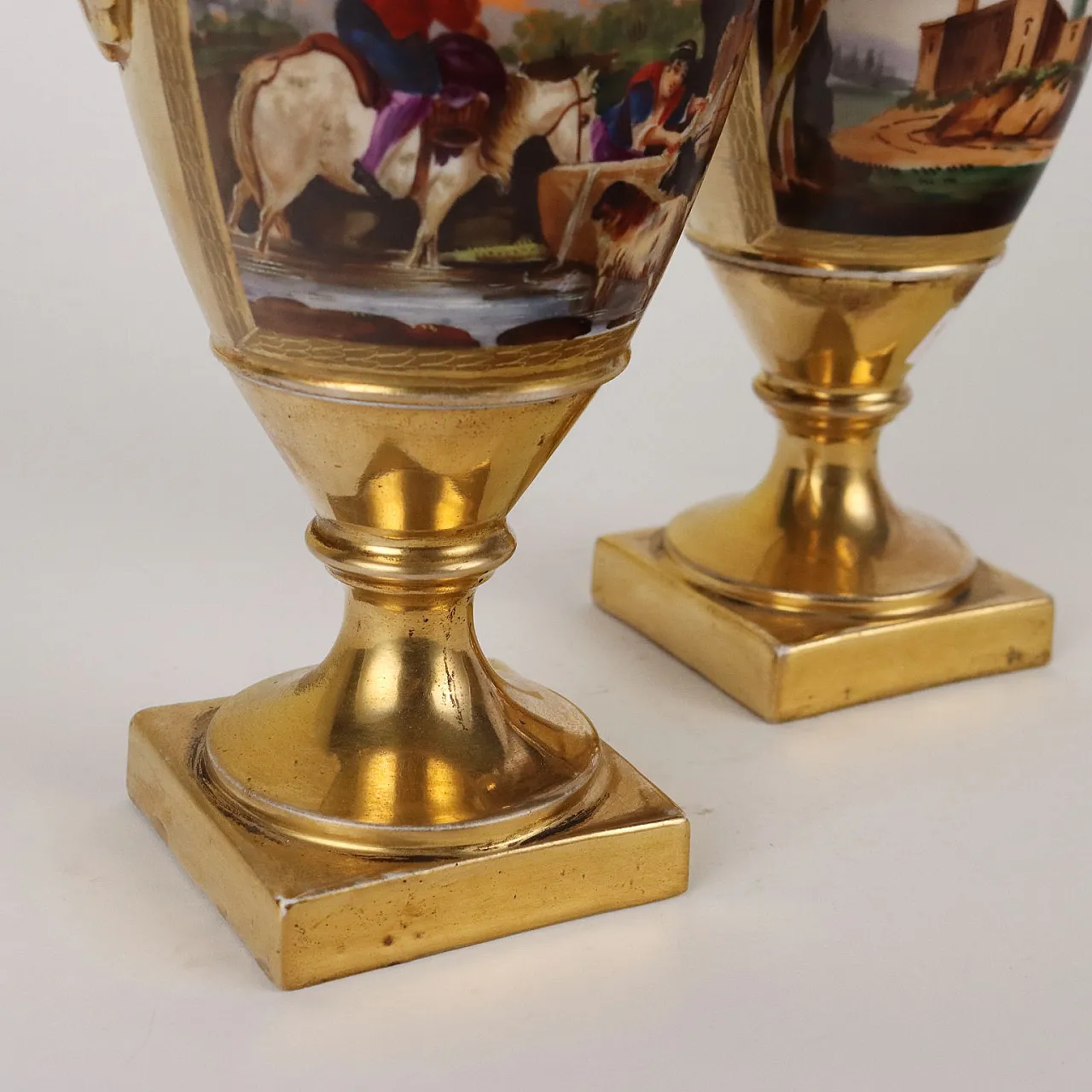 Pair of Napoleon III porcelain vases, 19th century 9
