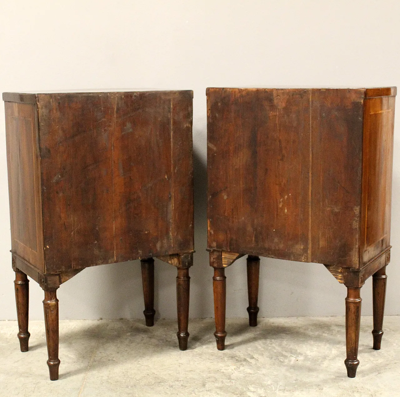 Coppia comodini Luigi XVI in noce '700 Italia 12