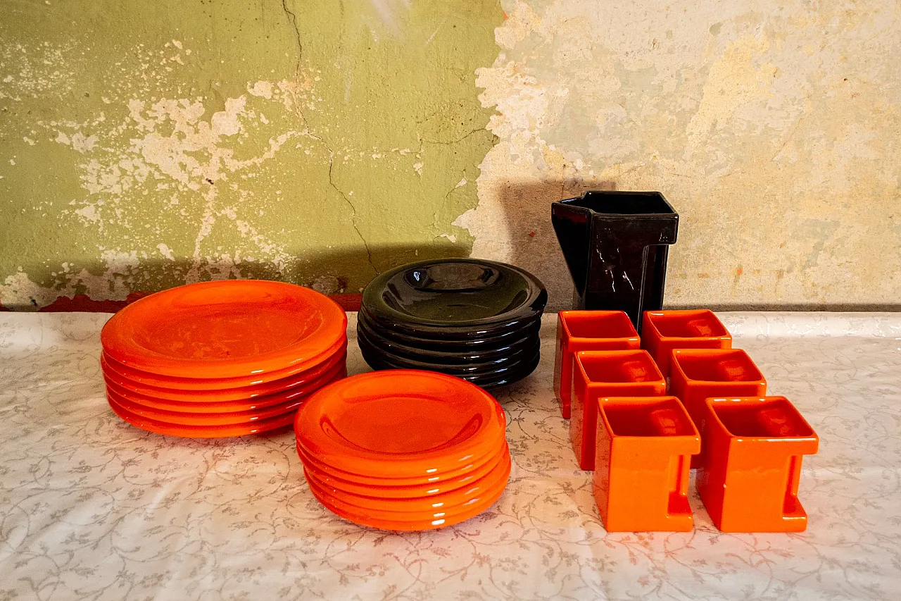 Piatti, bicchieri e caraffa per 6 persone Space Age, anni '70 1