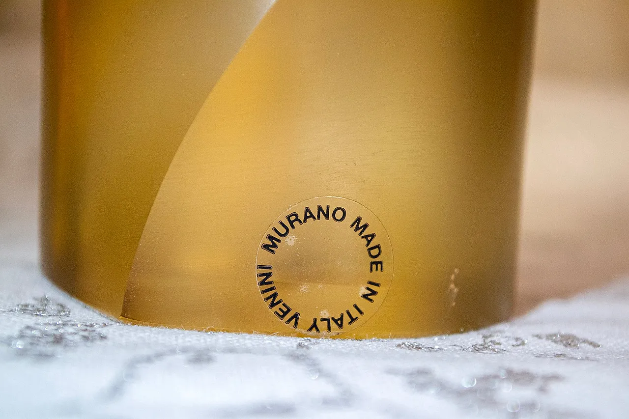 Fermacarte in vetro di Venini e Pininfarina, anni 2000 3