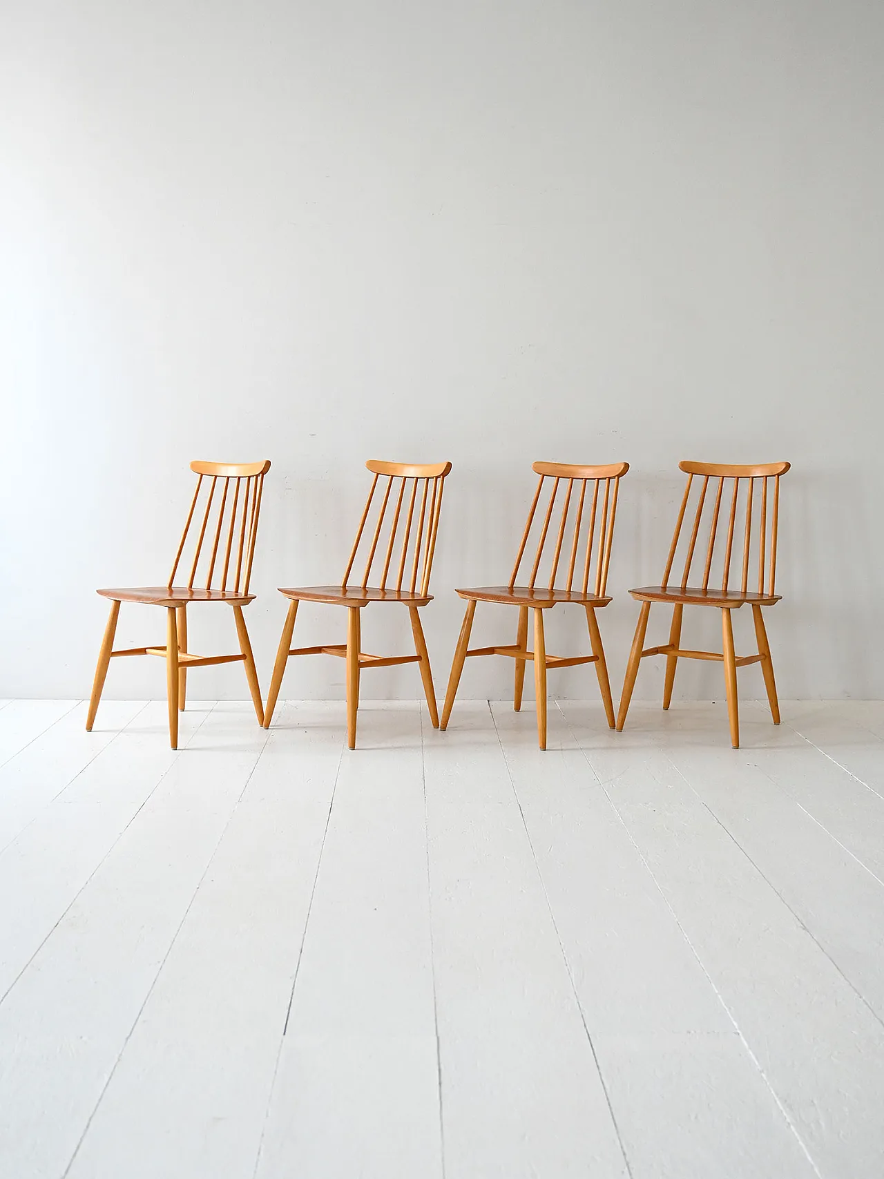 Set of 4 Scandinavian Fanett chairs by Ilmari Tapiovaara 1
