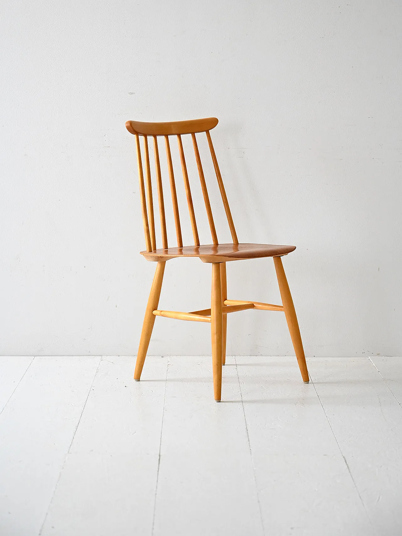 Set of 4 Scandinavian Fanett chairs by Ilmari Tapiovaara 5