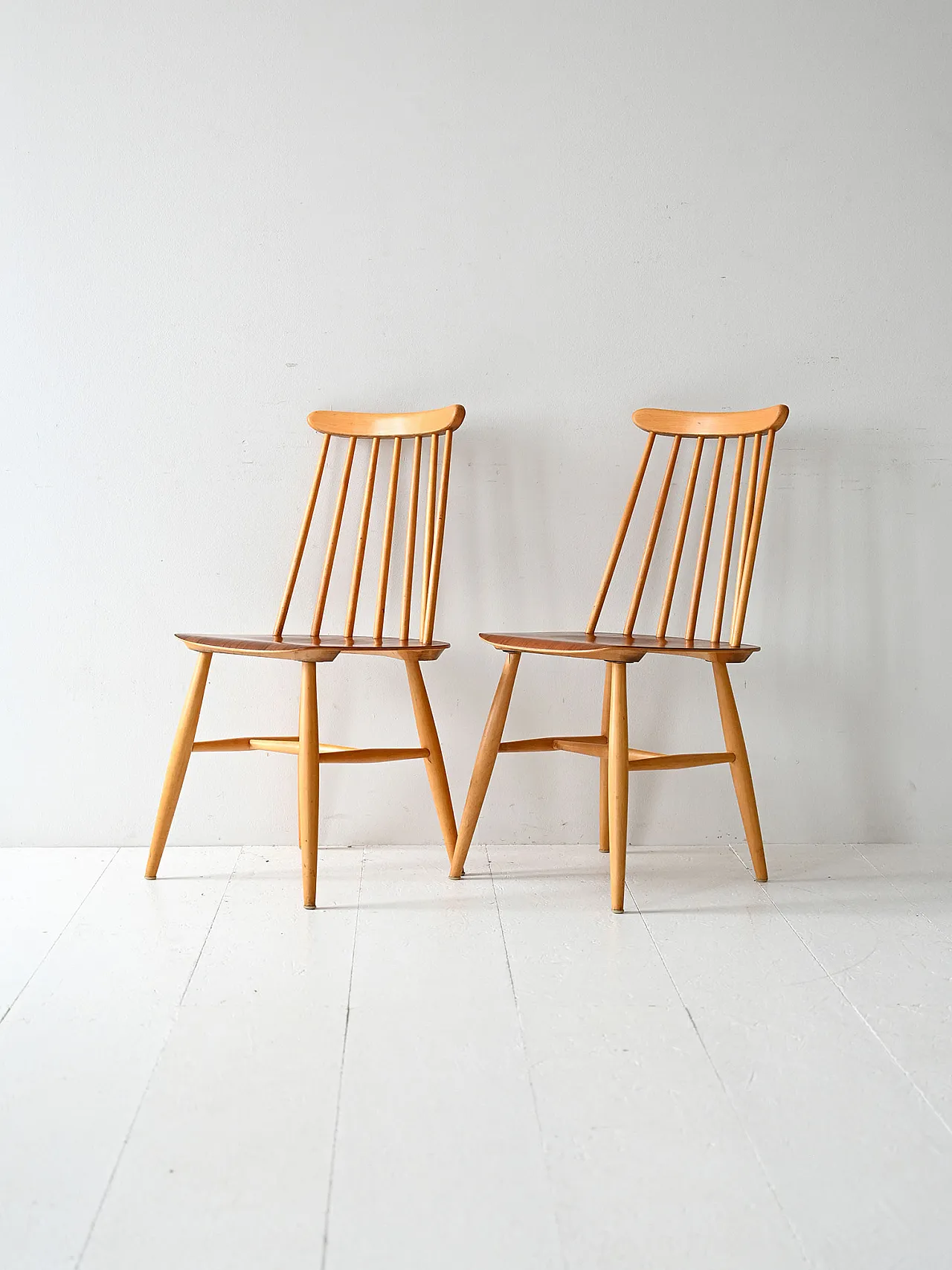 Pair of Scandinavian Fanett chairs by Ilmari Tapiovaara 1