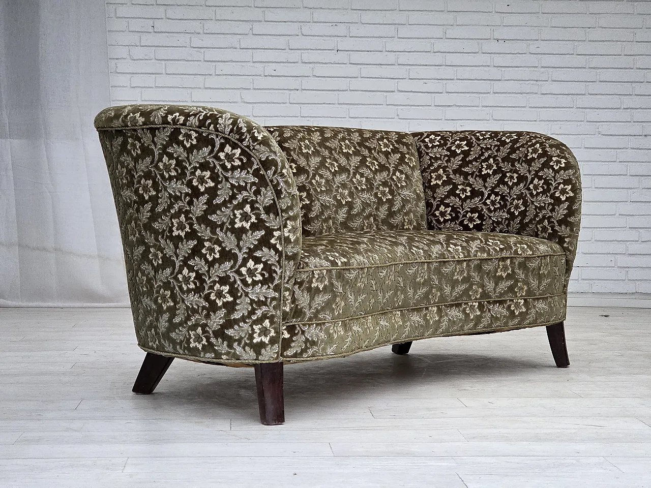 Danish curved 2-seater sofa, furniture velour, beech wood, 1960s 1