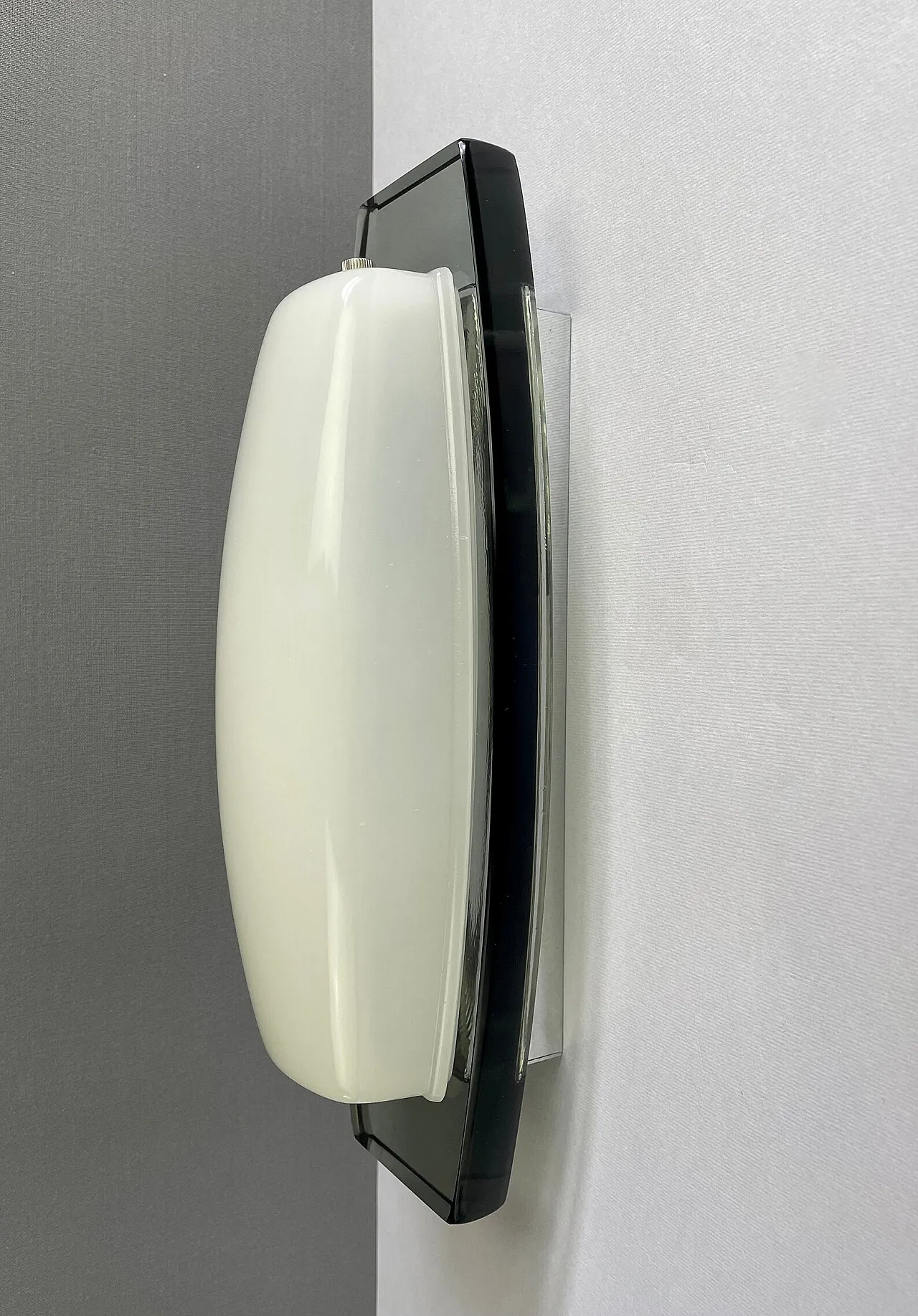 Pair of appliques in opaline glass and smoked crystal, 1970s 3