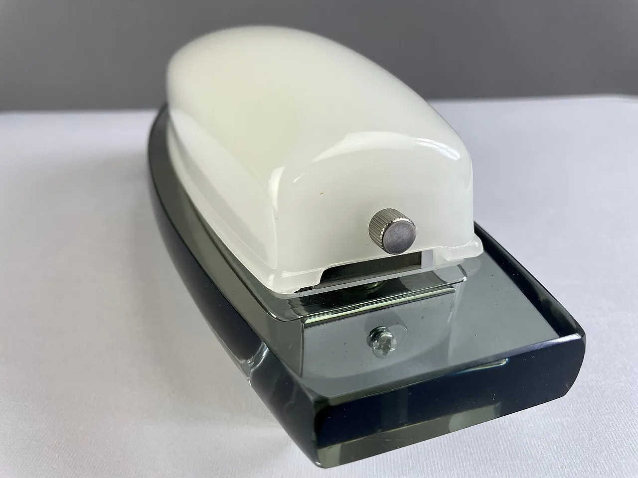 Pair of appliques in opaline glass and smoked crystal, 1970s 4