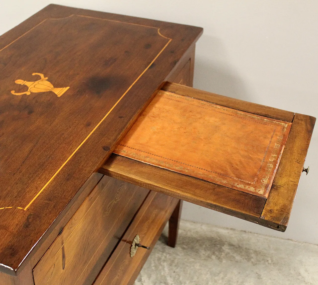 Cassettone comò Luigi XVI in noce intarsiato '700 Italia 11