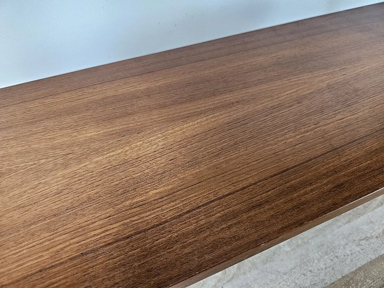 Libreria terra cielo in teak con mensole e scomparto, anni '60 16