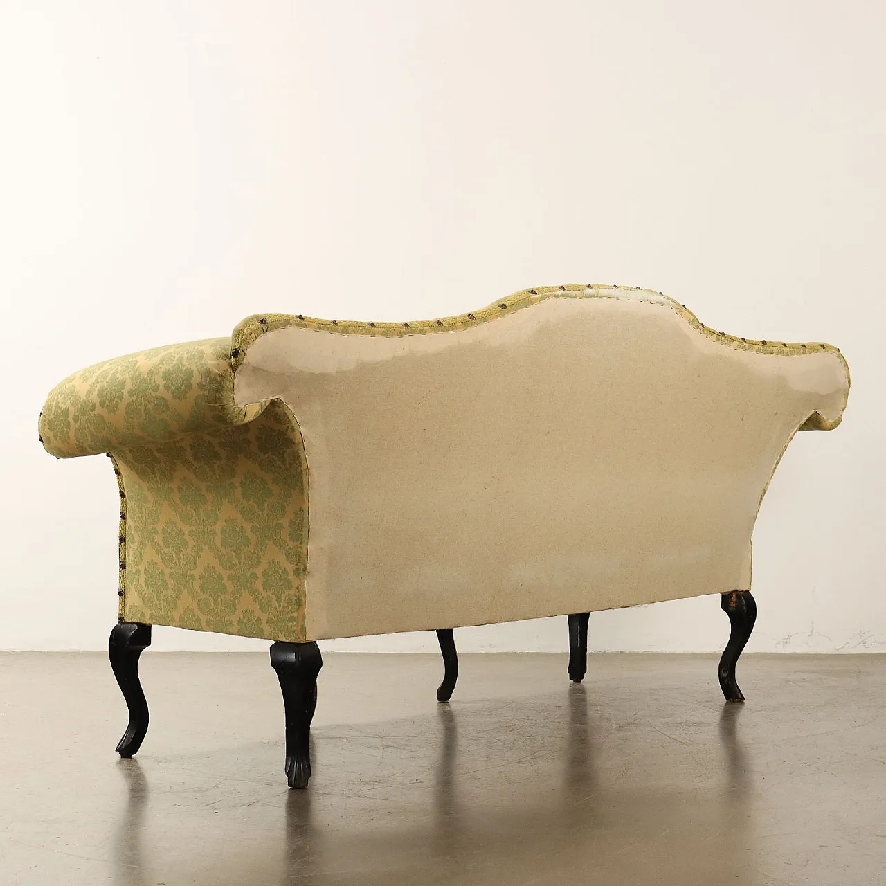 Divano in noce rivestito in tessuto, '700 10