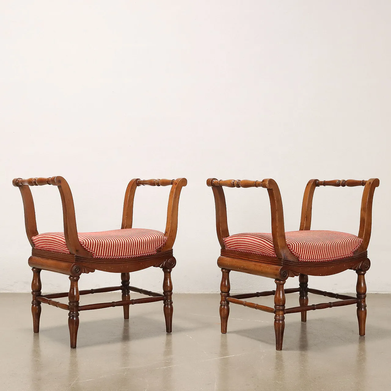 Pair of walnut benches with wavy arms & padded seat, 19th century 8